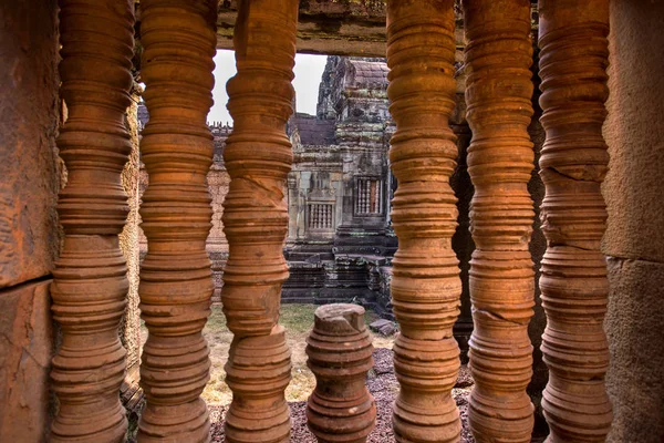 Tempel Ruïnes Gezien Door Raam Pilaren Angkor Wat Seam Reap — Stockfoto