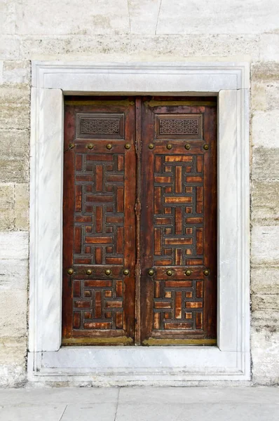 Old Wooden Door Arabian Pattern — Stock Photo, Image