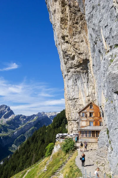 Ebenalp Switzerland August 2019 Guest House Aescher Wildkirchli Ascher Cliff — Stock Photo, Image