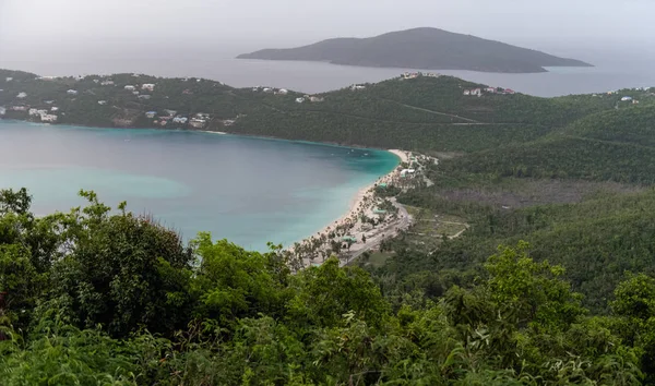Thomas Abd Virgin Adaları Balayı Kumsalda Bir Doğal Overlook Görünümünü — Stok fotoğraf