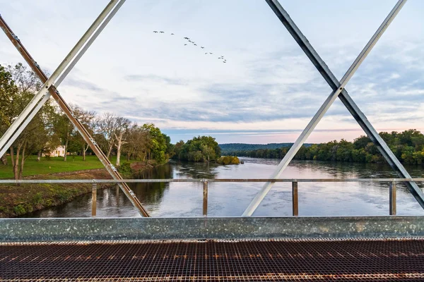 Smuk Udsigt Fra Washingtom Crossing Bridge Lige Efter Solopgang Mellem - Stock-foto