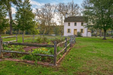 Washington Crossing Park dolar ilçe Pennsylvania tarihi colonial ev ve Bahçe.