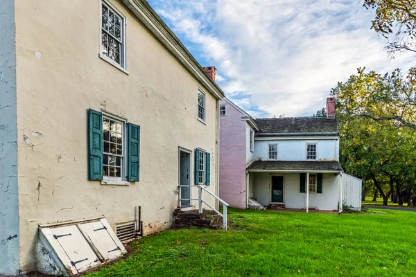 Exterieur Achtertuinen Van Historische Koloniale Huizen Washington Overstekende Kinderen Pennsylvania — Stockfoto