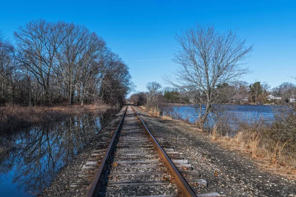 Eisenbahngleise Führen Manalapan See Middlesex County Vorbei — Stockfoto