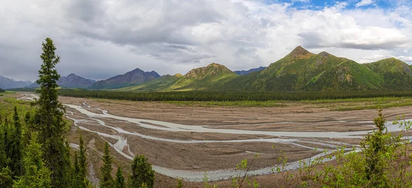 Flussbettpanorama — Stockfoto