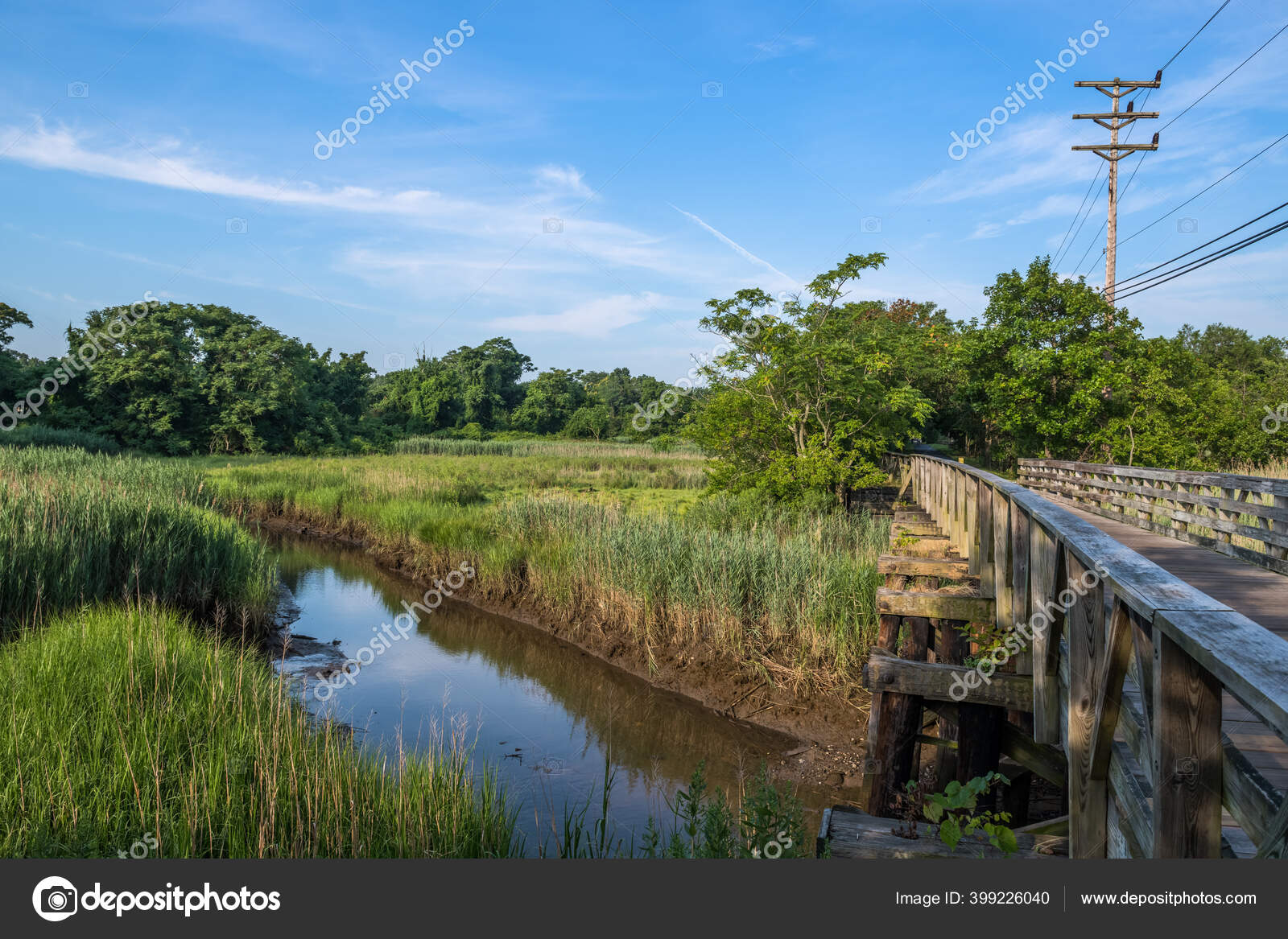 Les Sentiers Naturels D'hudson  : Des Marais D�opale Aux Calanques, En Passant Par L�armorique Et Les Ballons Des Vosges, La France Présente De Nombreux Visages, Qu�ils Soient Montagneux, Maritimes, Ou Forestiers, Et C�est À Chaque Fois De.