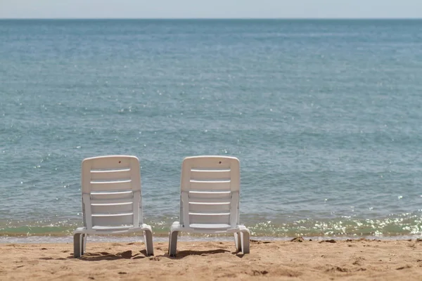 Dekstoel Het Zand Aan Oever Ontspan Ontspan Het Strand Blauw — Stockfoto