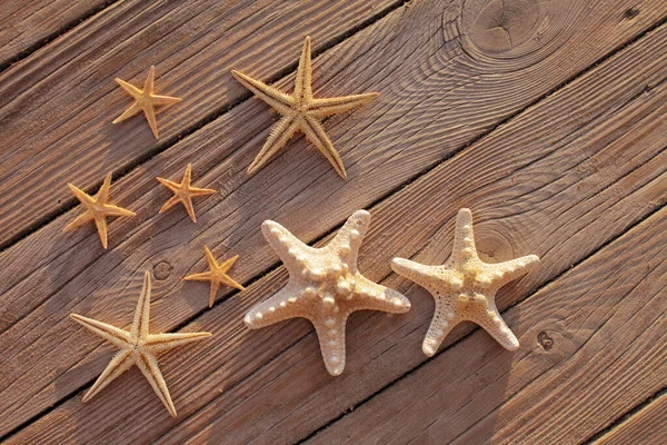 Starfish Cais Madeira Derramado Sobre Convés Madeira Conceito Férias Verão — Fotografia de Stock