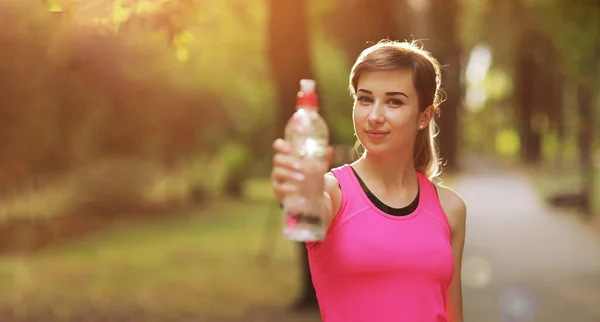 Beautiful Fitness Athlete Runner Woman Drinking Water Park Portrait Face — Stock Photo, Image