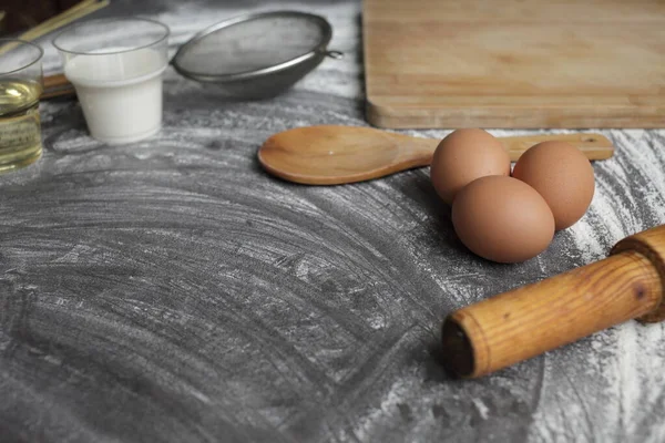 Chicken Egg Flour Olive Oil Milk Wheat Ears Kitchen Tool — Stock Photo, Image