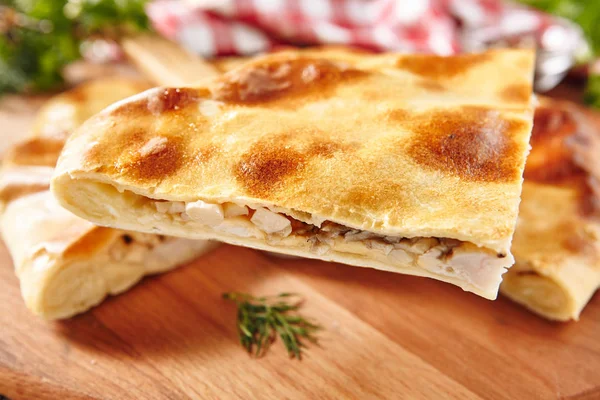 Fresh Baked Pie Stuffed Chicken Grihrooms Cheese Close Selective Focus — стоковое фото