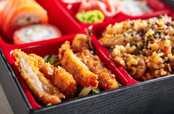 Fresh Food Portion Japanese Bento Box Sushi Rolls Salad Main — Stock Photo, Image