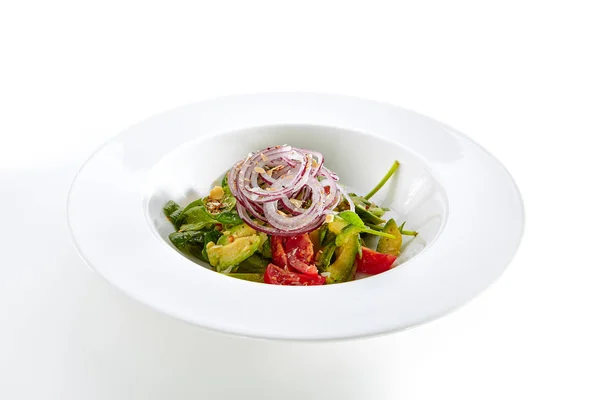 Salade Avocat Tomates Oignons Sur Assiette Restaurant Plat Isolé Sur — Photo