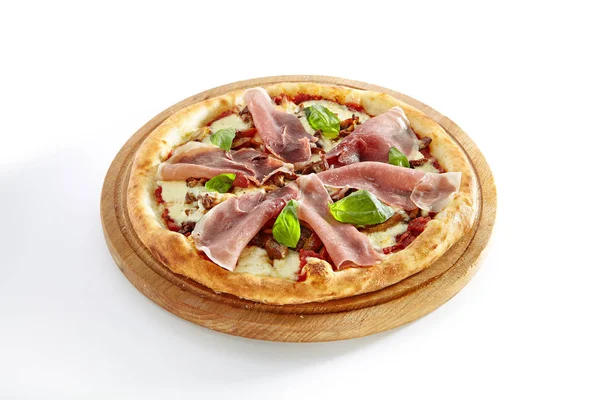 Pizza Con Jamón Parma Champiñones Porcini Queso Mozzarella Albahaca Fresca — Foto de Stock