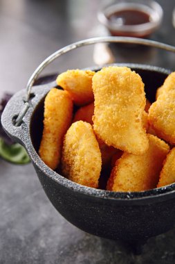 Lezzetli Tavuk Nuggets Yığını