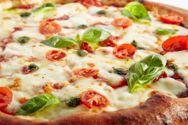 Pizza Margarita veya Margherita İzole