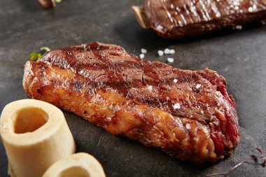 Sıcak Izgara Bütün Tri-tip Biftek