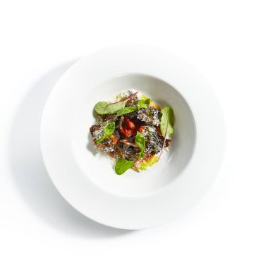 Siyah Mantı, Tortellini, Pasta Dolması Üst Görünümü İzole