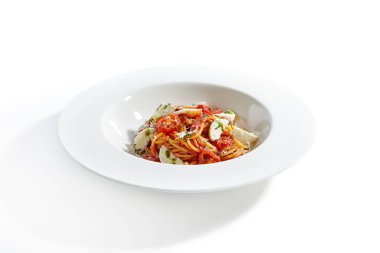 Süt Mozzarella ve Domates Sosclose Up ile Spagetti