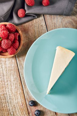 Mavi Plakalı Klasik Düz New York Cheesecake