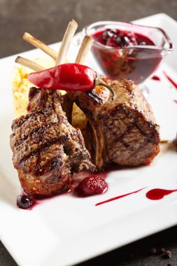 Izgara Restoran Gıda - Kuzu Barbekü Raf