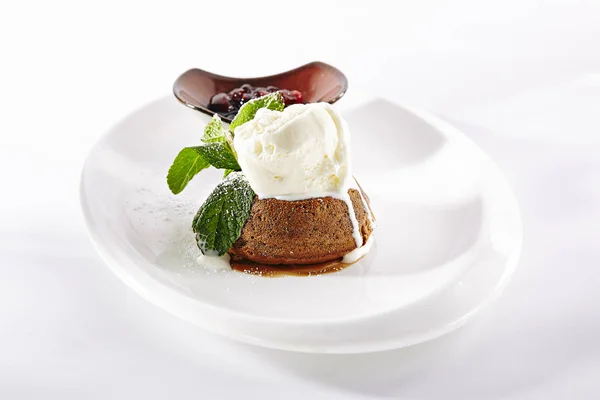 Yummy Chocolate Flan with Ice Cream — Stock Photo, Image