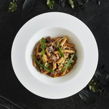 Ev Yapımı İtalyan Kalemi Zarif Hizmet Beyaz Restoran Tabağı