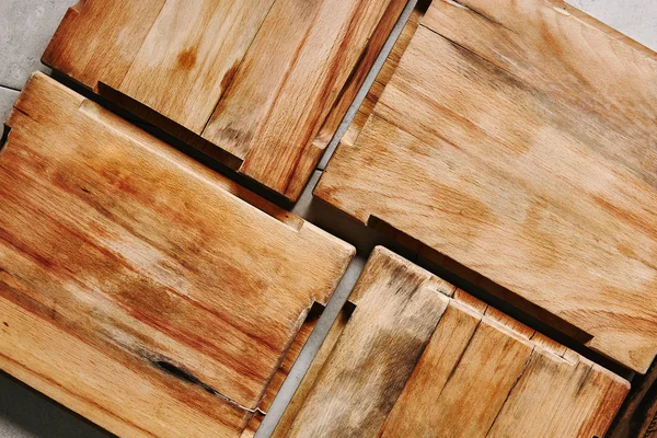 Modelo de fundo vazio da placa de corte de madeira velha — Fotografia de Stock