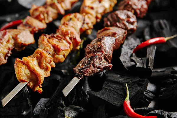 Shish Kebabs o Barbacoa Shashlik — Foto de Stock