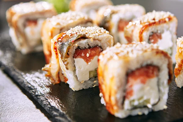 Salmon and Smoked Eel Sushi Roll — Stock Photo, Image