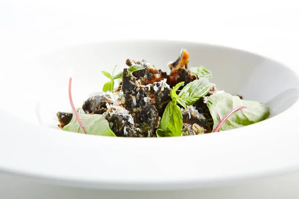 Haute Cuisine Restaurant Dish Black Ravioli Tomatoes Spinach Top View — Stock Photo, Image