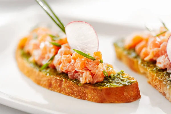 Italian Appetizer Bruschetta Salmon — Stock Photo, Image