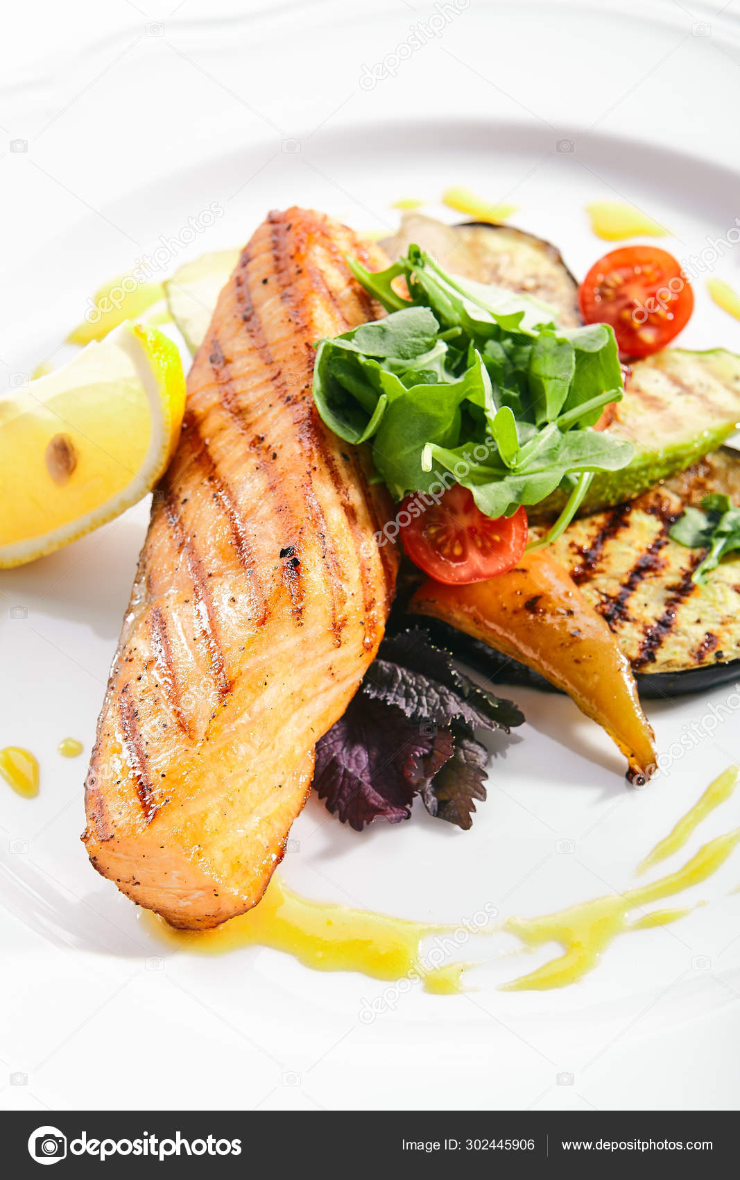 Fish Grilled Salmon Restaurant Near Me Grilled Salmon Steak Or Red