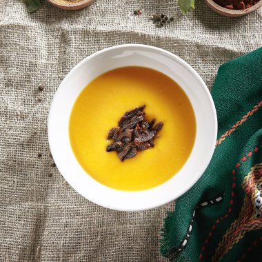 Rustik Masa Örtüsü Burlap Ba Sarı Kabak Çorbası Beyaz Kase