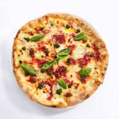 Margherita pizza üst görünümü