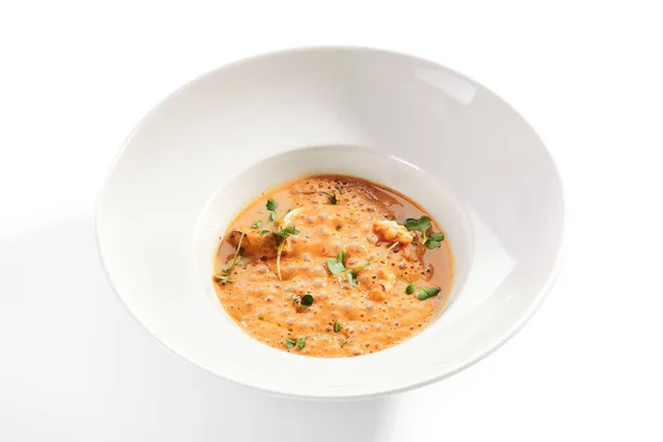 Exquisita porción de crema Airy Bisque con mariscos —  Fotos de Stock