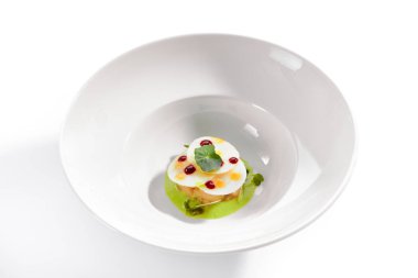 Mozzarella ile Pesto Soslu Nefis Servis Tarağı