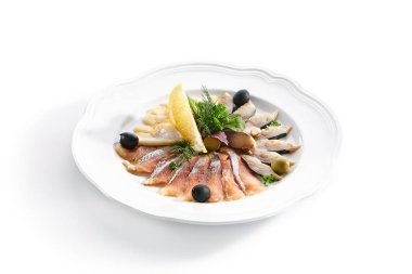 Ham Çeşitli Balık Lezzetleri veya Sashimi İzole