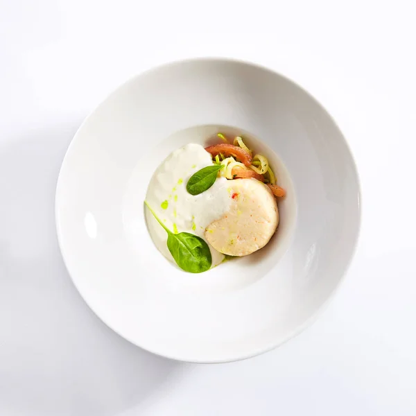 Kamchatka crab and scallop souffle top view — ストック写真