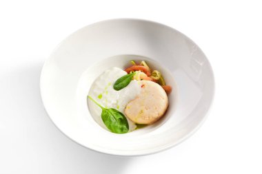 Kamçatka yengeci ve deniz tarağı suflesi.