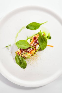 Mozzarella Kremalı Avokado ve Kurutulmuş Domates Reçeli