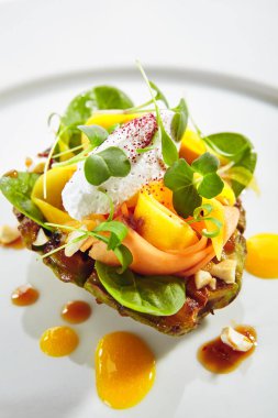 Mozzarella Kremalı Avokado ve Kurutulmuş Domates Reçeli