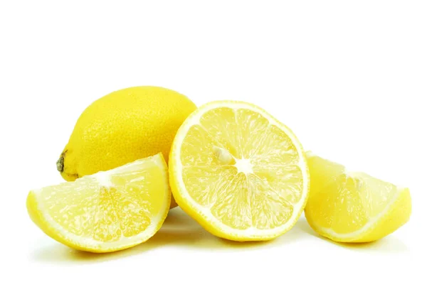 Зрізати Лимонні Фрукти Білому Тлі — стокове фото