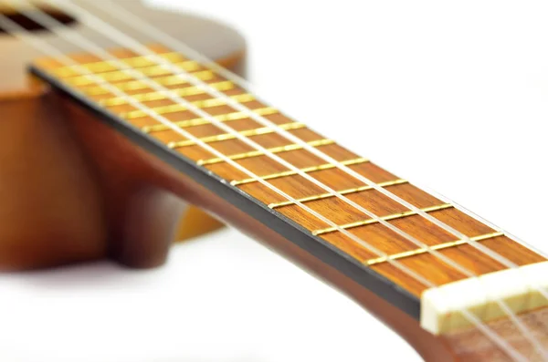 Beyaz Arka Plan Üzerinde Izole Kahverengi Ukulele Gitar — Stok fotoğraf