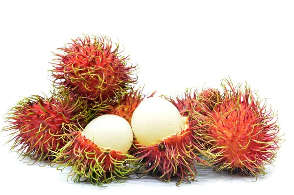 Rambutan Maduro Isolado Fundo Branco — Fotografia de Stock