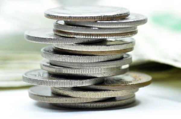 Monedas Apiladas Una Sobre Otra Diferentes Posiciones Concepto Dinero — Foto de Stock