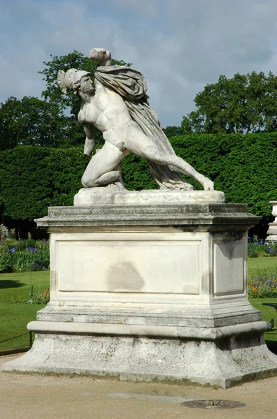 Paris Francja Lip 2018 Alexandre Combattant Posąg Ogrodzie Tuileries Paryż — Zdjęcie stockowe