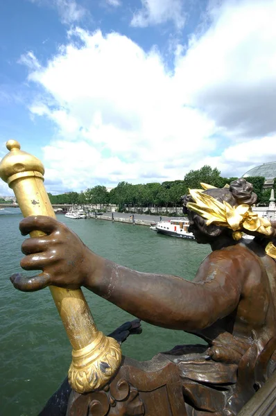 Paris France Jul 2018 Pont Alexandre Iii Orné Lampes Sculptures — Photo