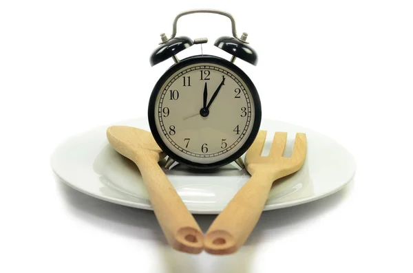 Reloj Despertador Con Tenedor Cuchillo Placa Aislado Sobre Blanco Hora — Foto de Stock