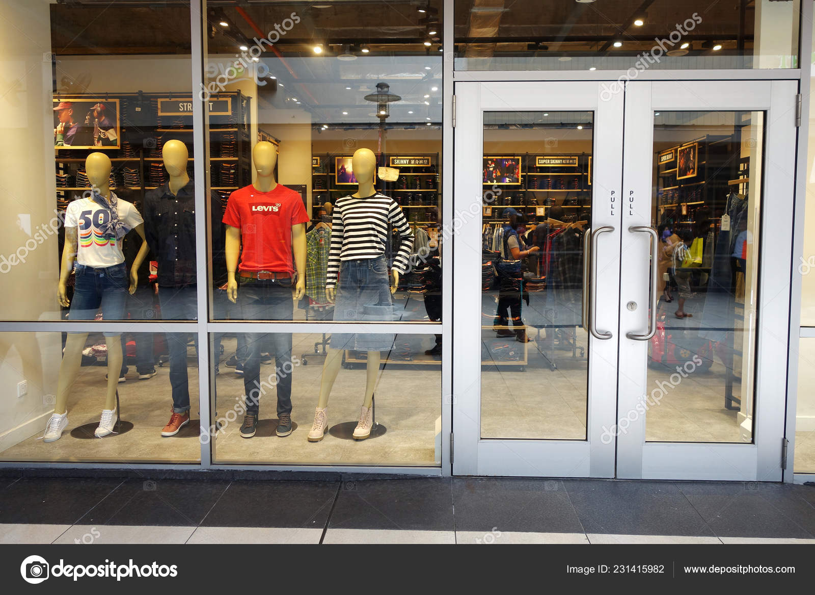levi strauss store